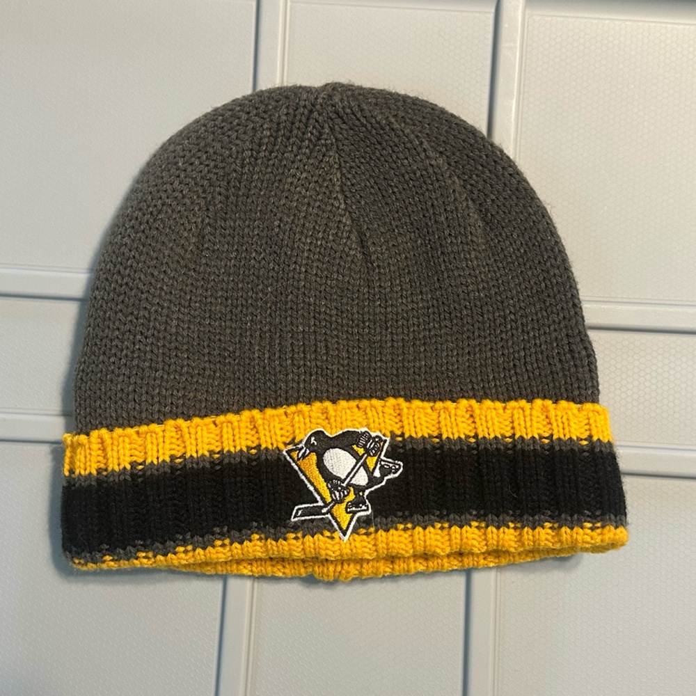 Black and Yellow Knit Beanie with Pittsburgh Penguins Logo